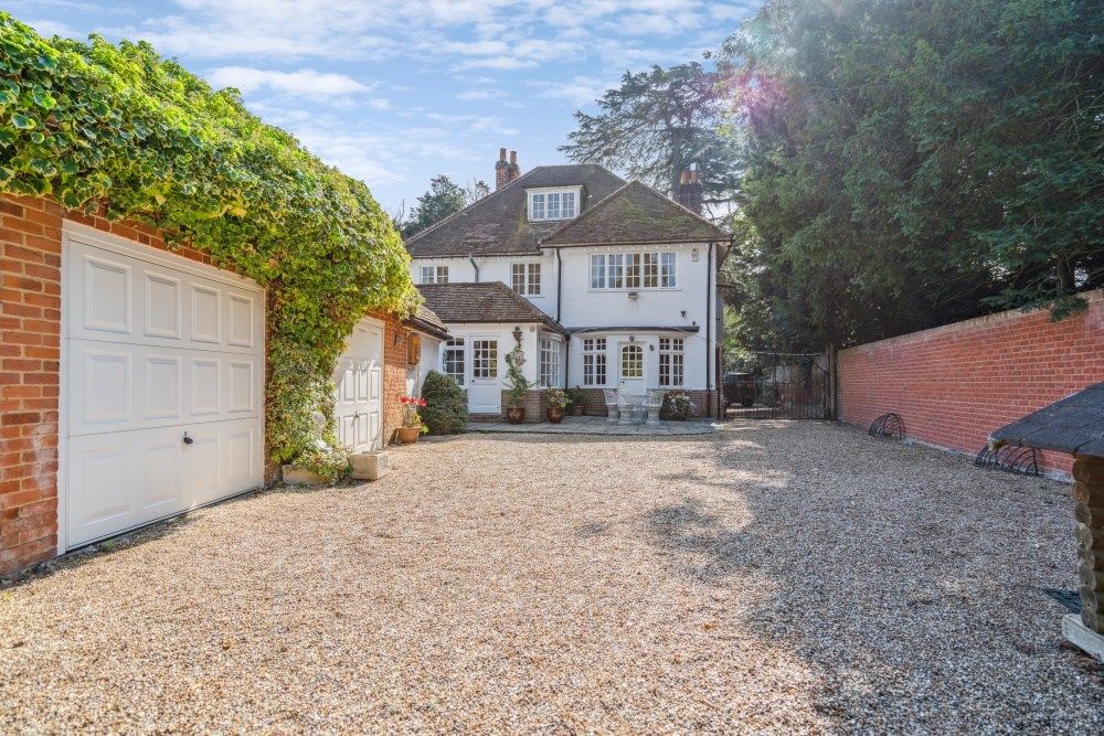 4 bed detached house for sale in Middle Green, Buckinghamshire SL3, £1,500,000