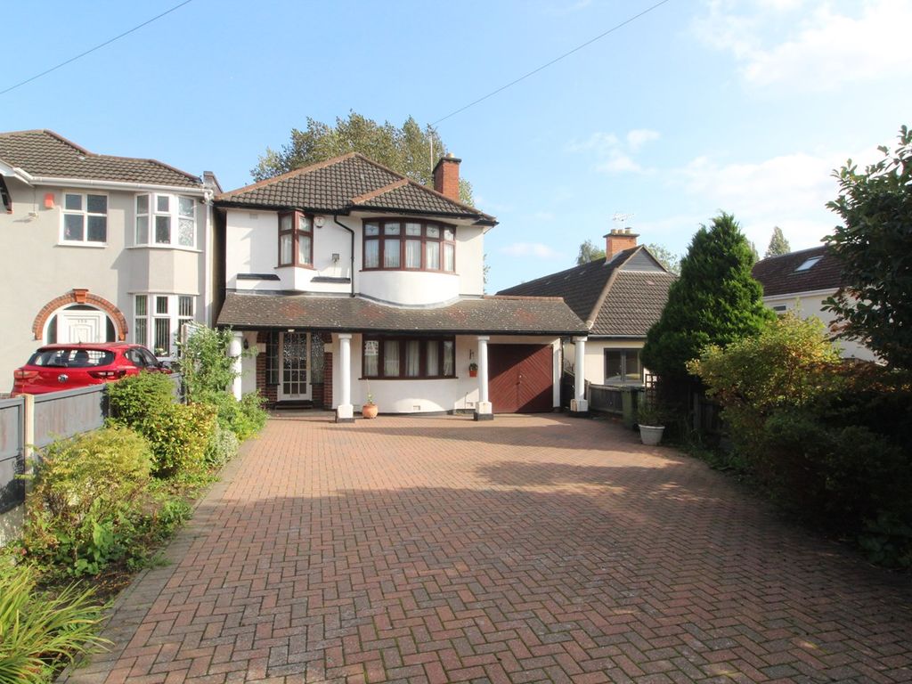 4 bed detached house for sale in Leicester Road, Glen Parva, Leicester LE2, £485,000
