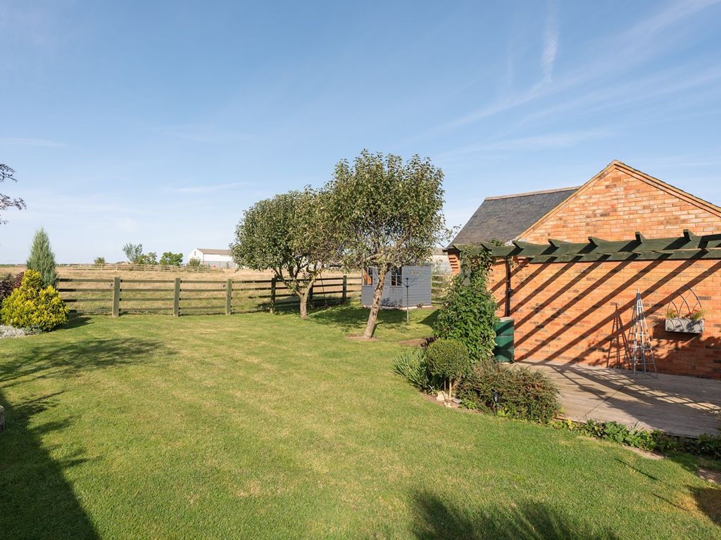 4 bed detached house for sale in Loop Road, Keyston, Cambridgeshire PE28, £825,000