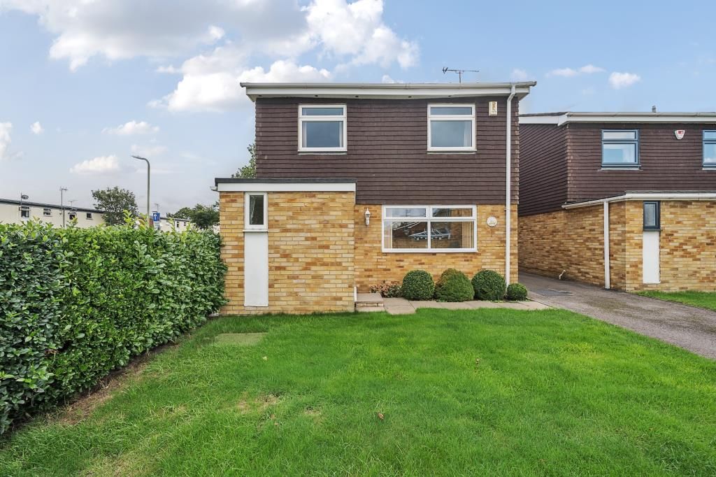 4 bed link-detached house for sale in Winnersh RG41,, £500,000