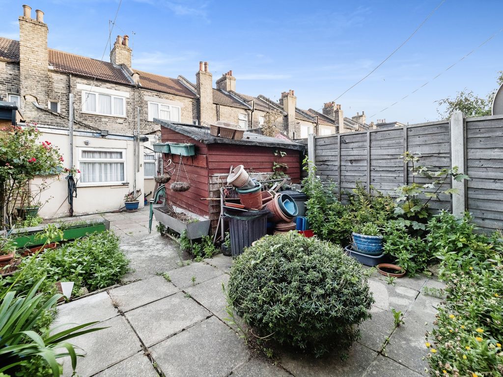 2 bed terraced house for sale in Pond Road, London E15, £350,000