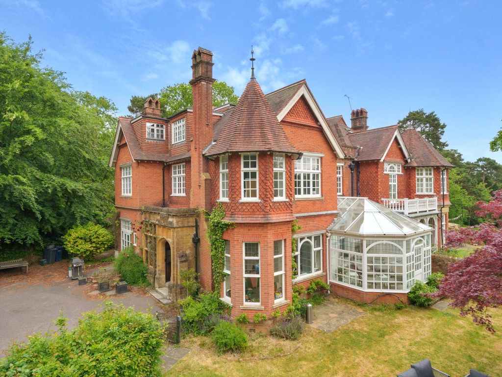 5 bed detached house for sale in Sands Road, The Sands, Farnham GU10, £1,750,000