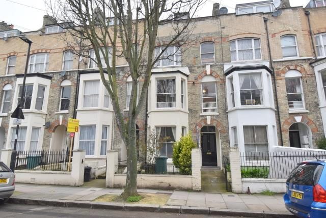 1 bed flat to rent in Marlborough Road, Archway N19, £1,595 pcm