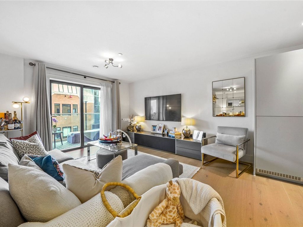 New home, 2 bed flat for sale in Archway Road, London N6, £795,000