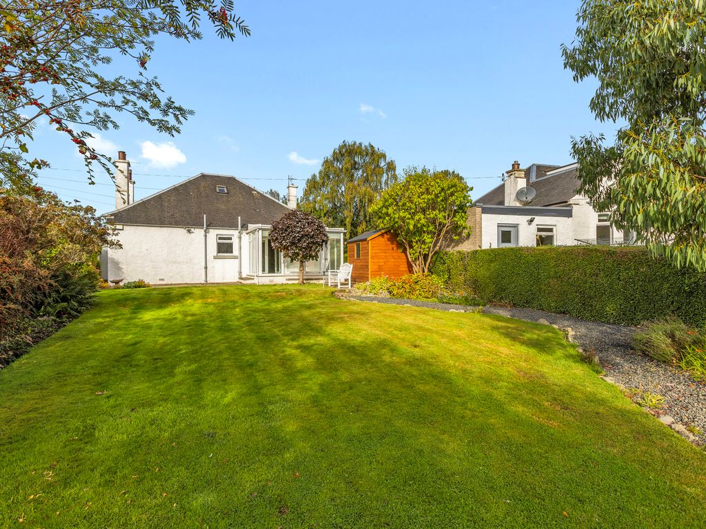 3 bed detached bungalow for sale in 5 Drylaw Gardens, Blackhall, Edinburgh EH4, £550,000