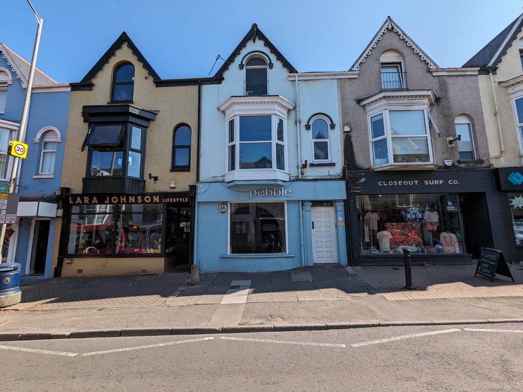 Retail premises to let in Newton Road, Swansea SA3, £12,500 pa