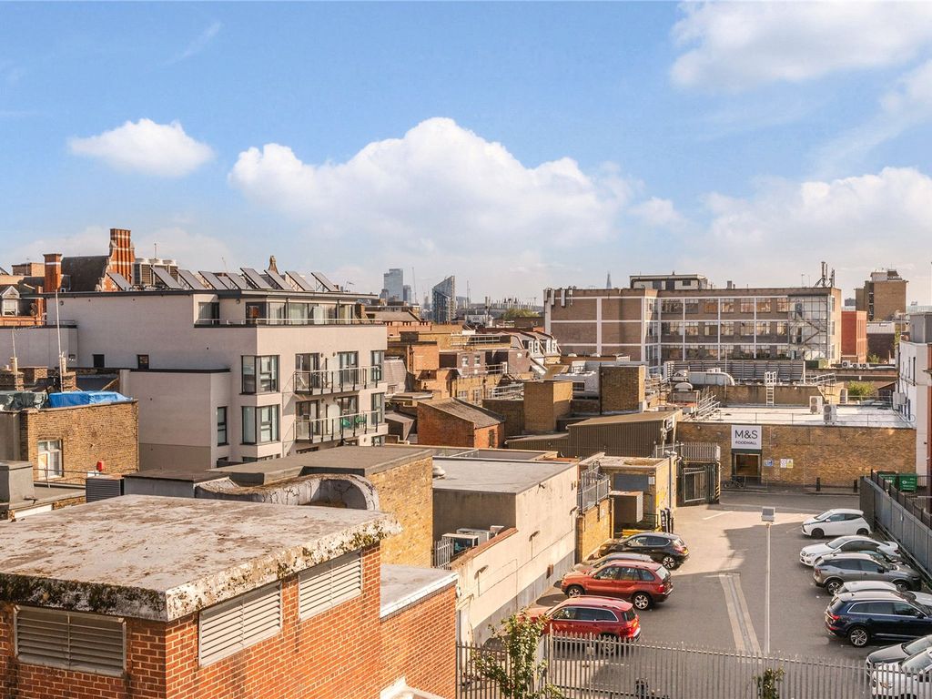 2 bed flat for sale in Parkway, Camden Town NW1, £620,000