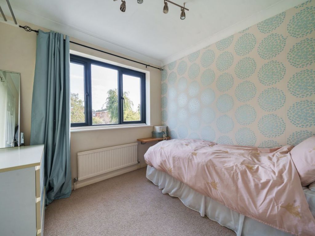 4 bed detached house for sale in Reynes Drive, Oakley, Bedford MK43, £525,000