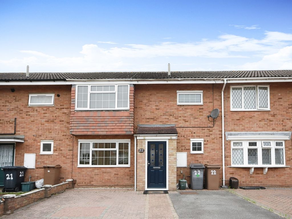 4 bed terraced house for sale in Hobart Close, Chelmsford CM1, £400,000