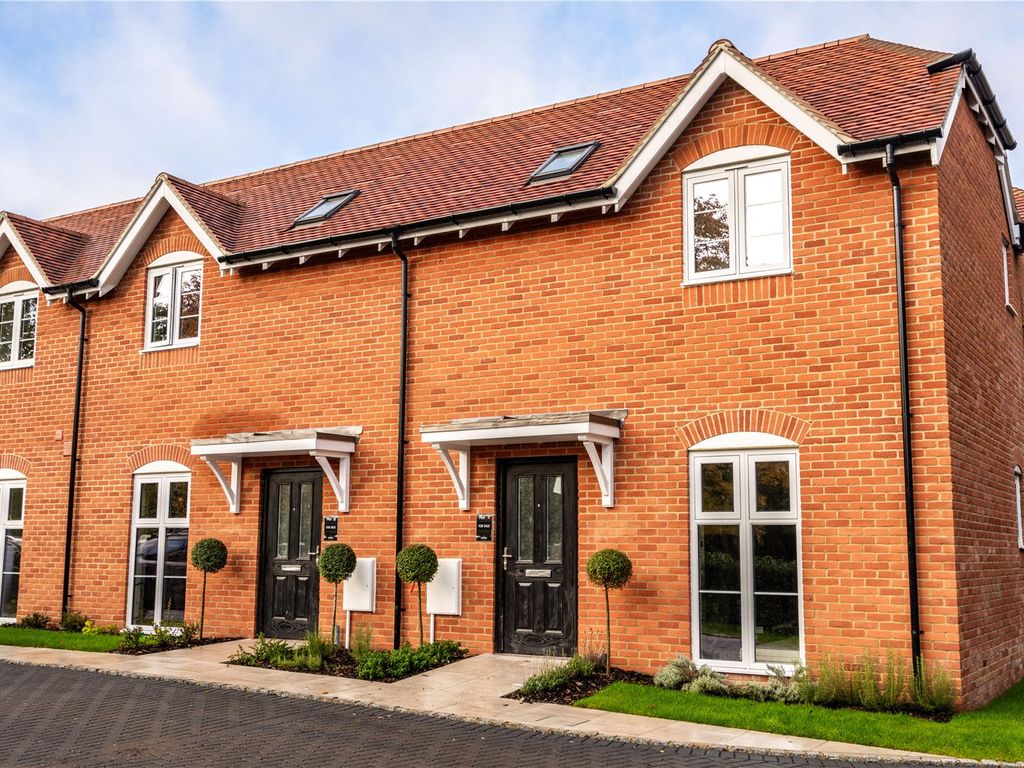 New home, 3 bed mews house for sale in Winkfield Manor, Forest Road, Ascot, Berkshire SL5, £695,000