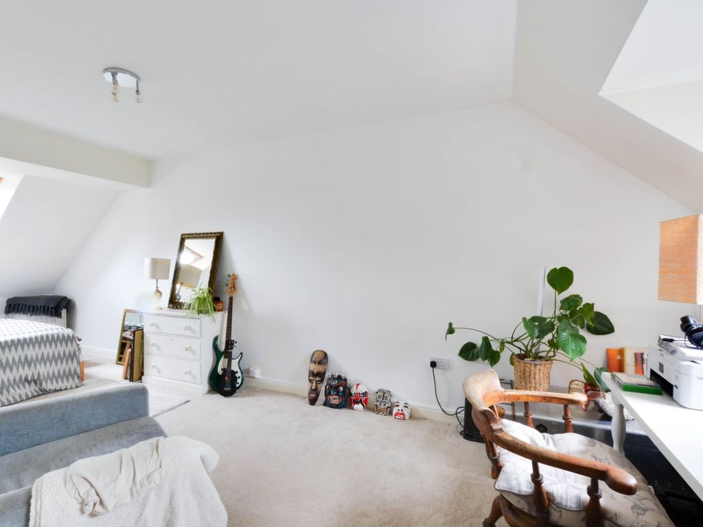 5 bed detached house for sale in Marsh Road, Hilperton Marsh, Trowbridge, Wiltshire BA14, £450,000