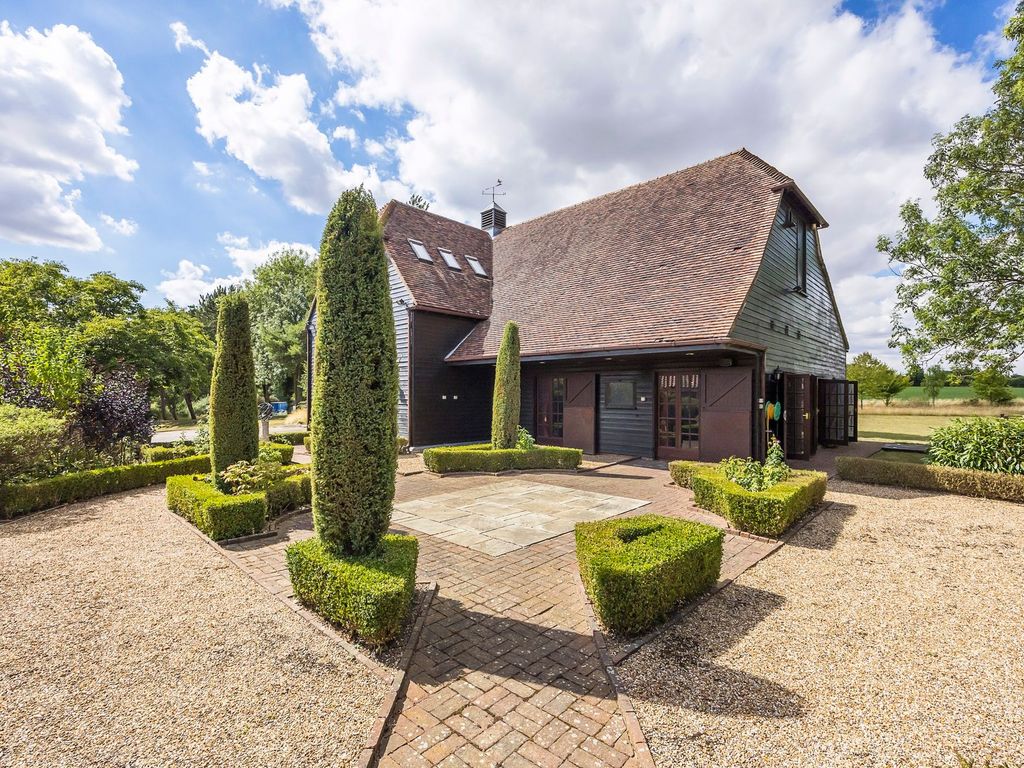 7 bed detached house for sale in Levels Green, Farnham CM23, £2,000,000