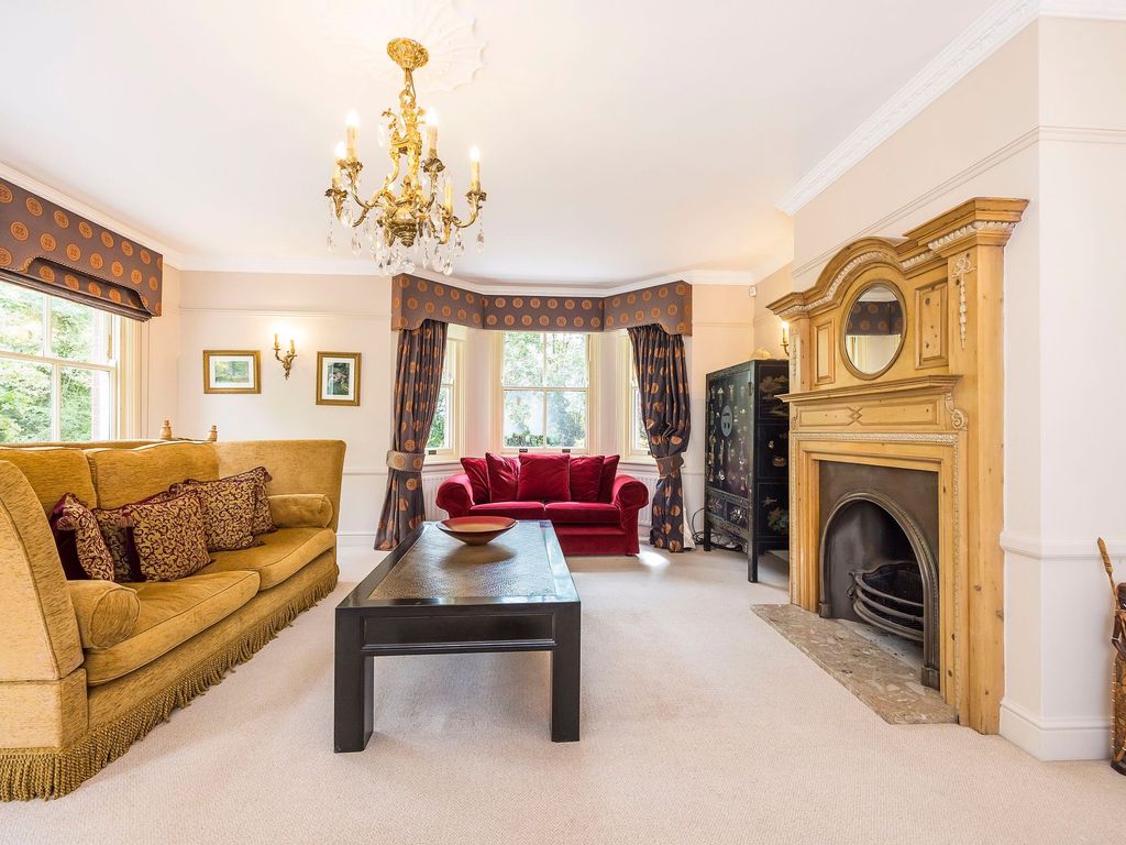 7 bed detached house for sale in Levels Green, Farnham CM23, £2,000,000