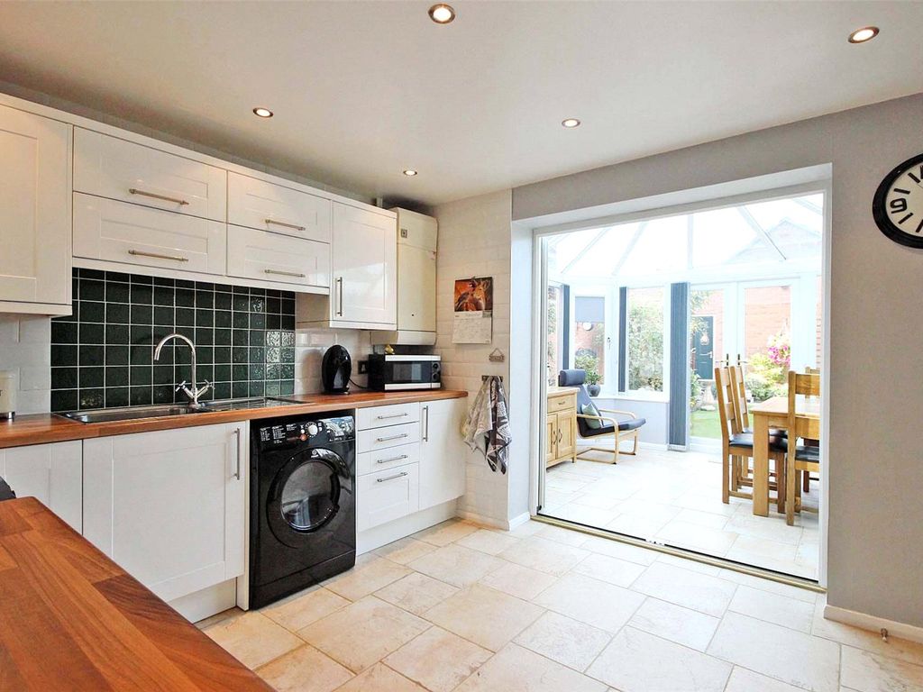 3 bed semi-detached house for sale in Waltham Drive, Elstow, Beds MK42, £340,000