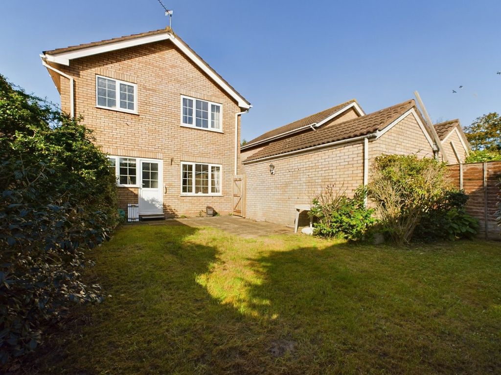 3 bed detached house for sale in Woodington Road, Clevedon, North Somerset BS21, £425,000