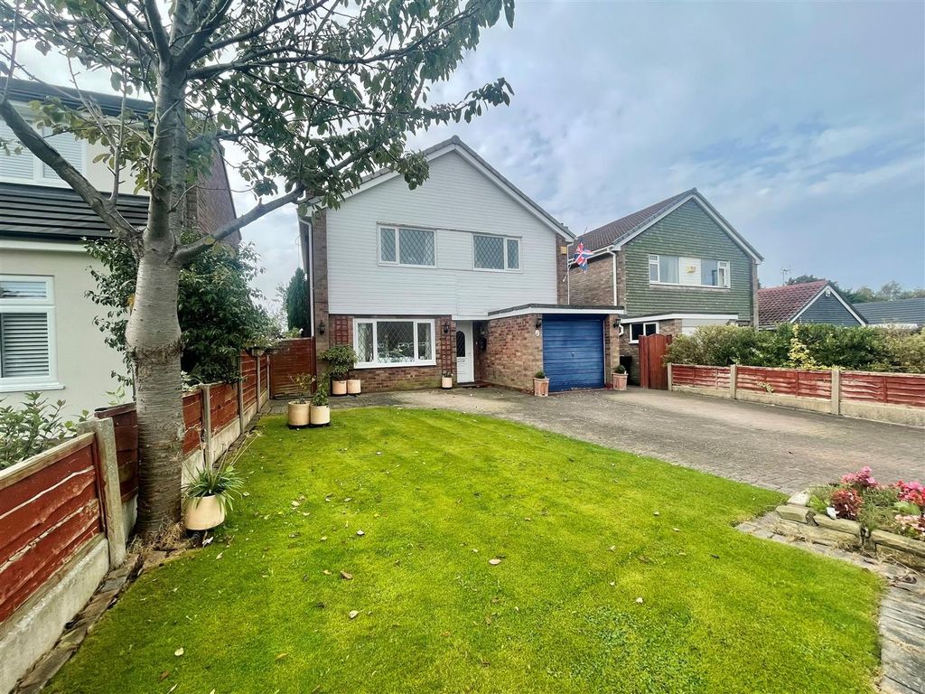 4 bed detached house for sale in Hazel Drive, Poynton, Stockport SK12, £450,000