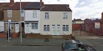 2 bed semi-detached house to rent in Mount Pleasant, Bilston WV14, £725 pcm