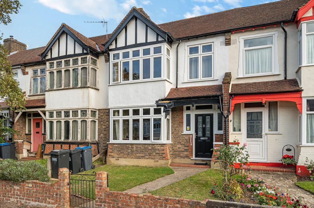 3 bed terraced house for sale in Grange Road, South Croydon CR2, £475,000