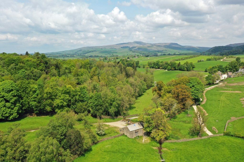 Land for sale in Lawkland, Austwick, North Yorkshire LA2, £500,000