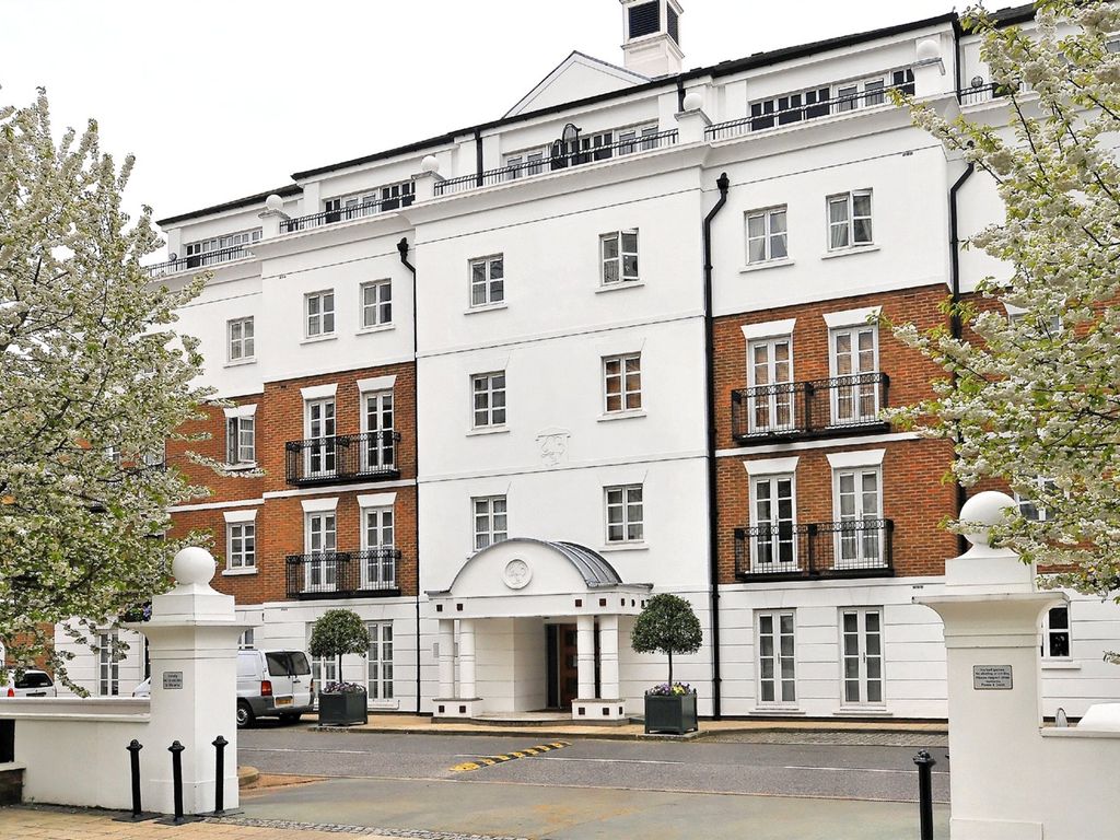 2 bed flat for sale in Juniper Court, St. Marys Place, London W8, £1,750,000