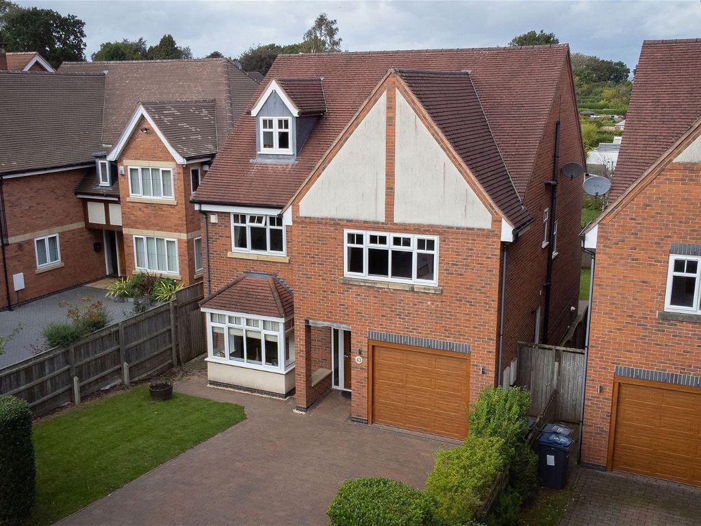 5 bed detached house for sale in Edge Hill, Four Oaks B74, £760,000