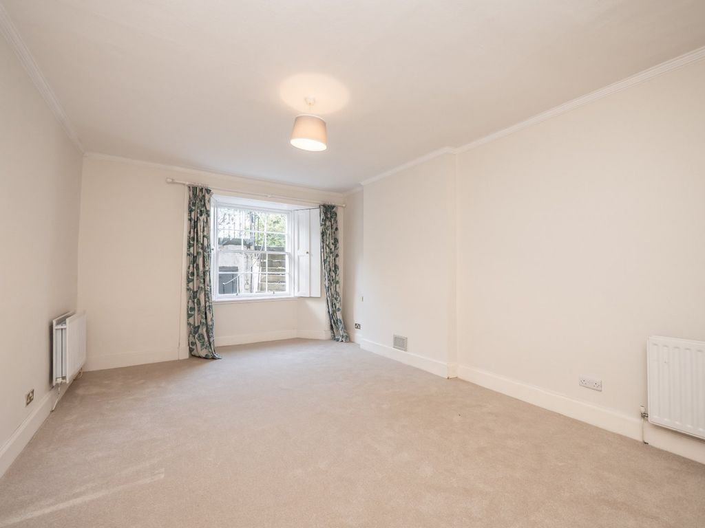 3 bed flat for sale in 32A Queen Street, New Town, Edinburgh EH2, £575,000