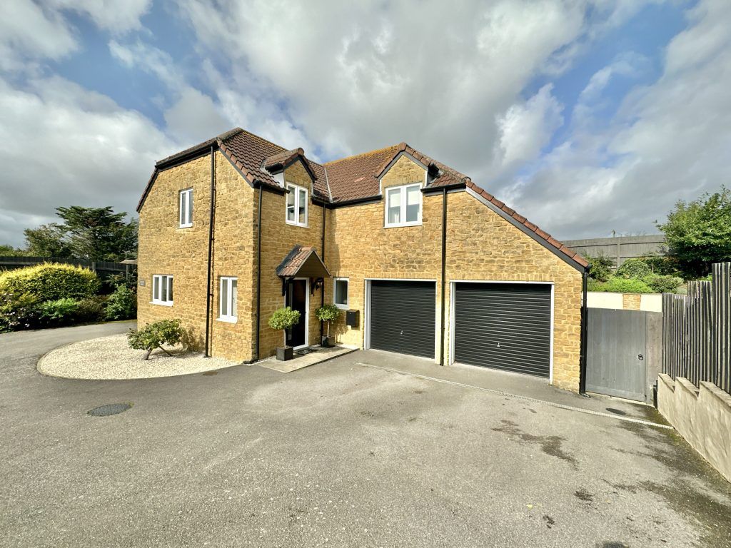 5 bed detached house for sale in Silver Street, South Petherton, Somerset TA13, £650,000