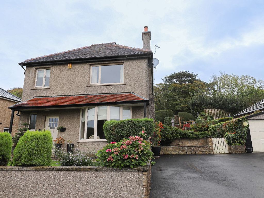 3 bed detached house for sale in Clarksfield Road, Bolton Le Sands, Carnforth LA5, £399,950