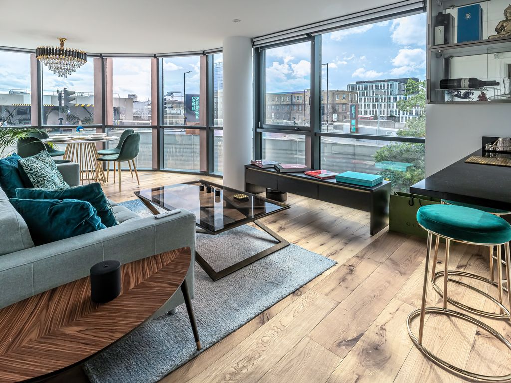 1 bed flat for sale in Sheldon Square, London W2, £850,000