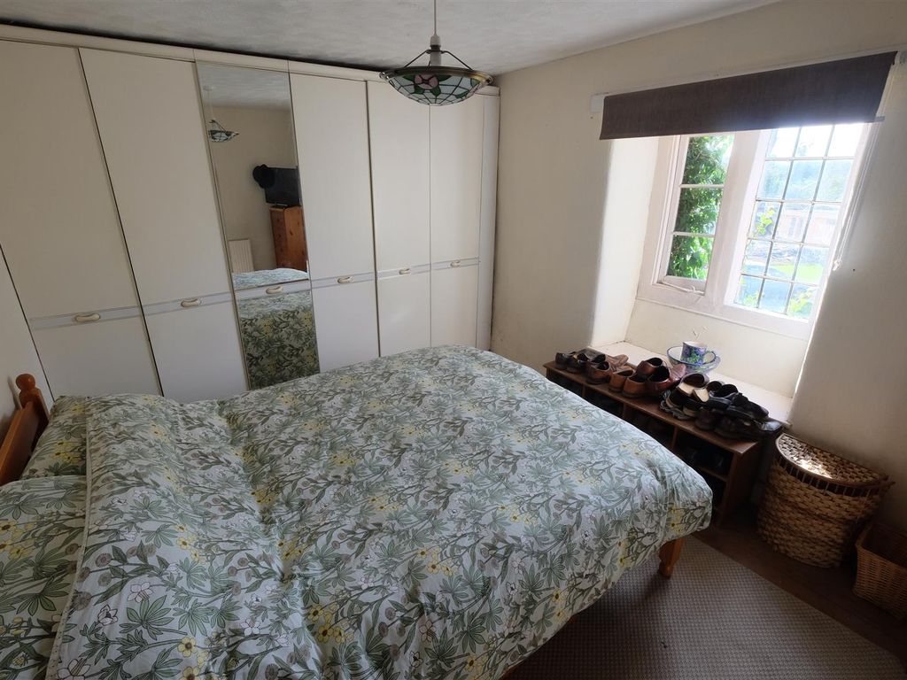 3 bed detached house for sale in Kelston Mills, Bath BA1, £610,000
