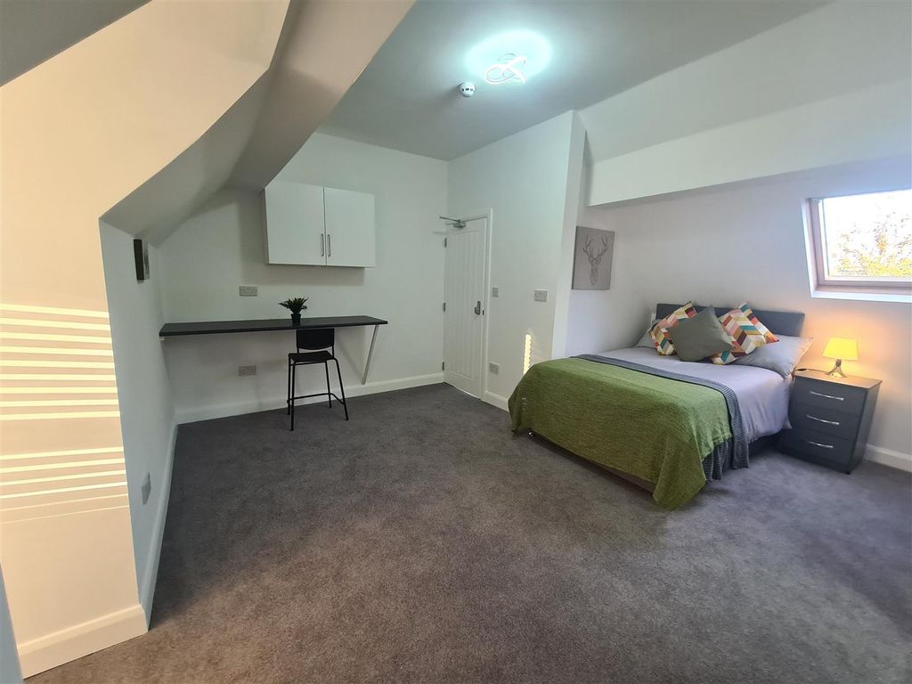 1 bed property to rent in Edgbaston Road, Smethwick, Birmingham B66, £700 pcm