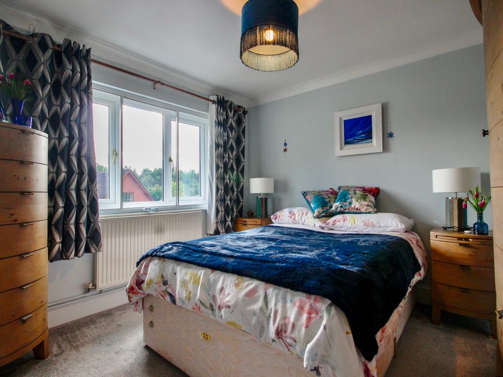 3 bed bungalow for sale in Lake View, Merthyr Road, Tafarnaubach, Tredegar NP22, £350,000