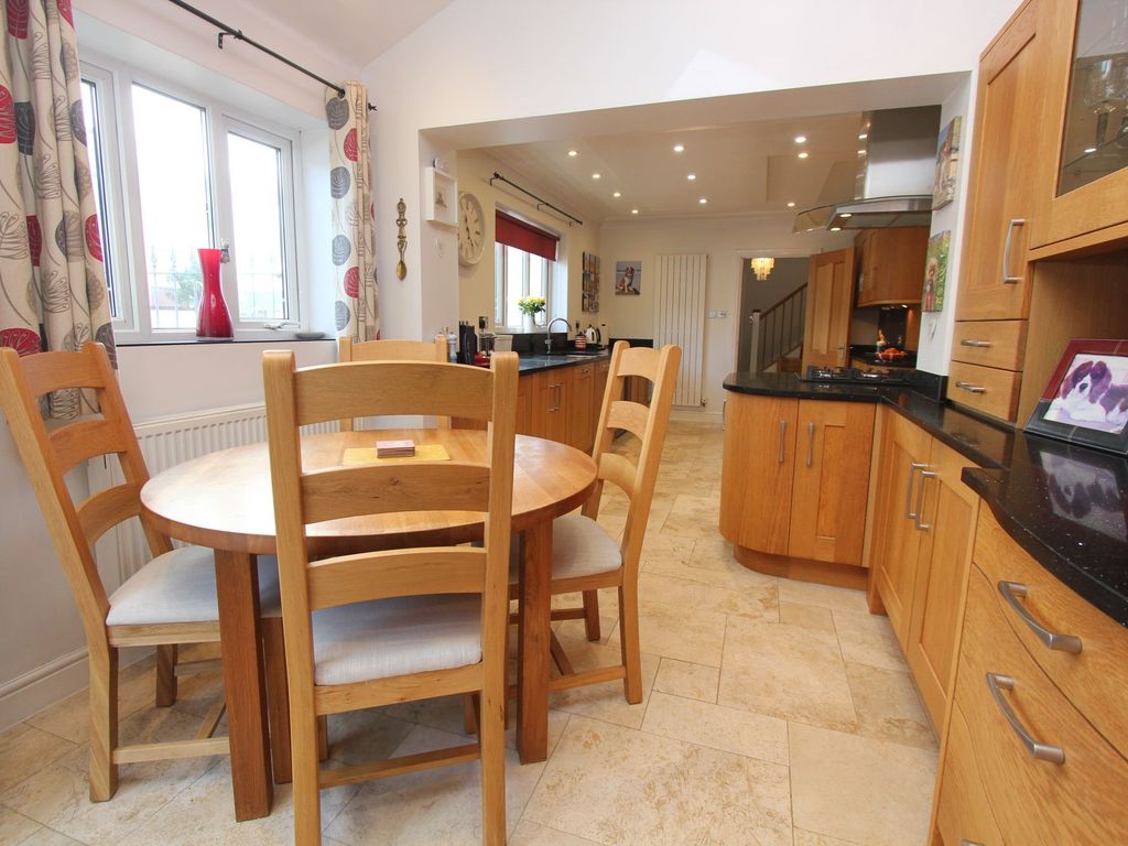 5 bed detached house for sale in Lower Farm Court, Rhoose CF62, £750,000