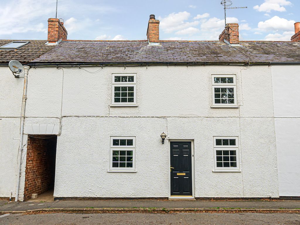 3 bed cottage for sale in Old Road, Northampton NN6, £350,000