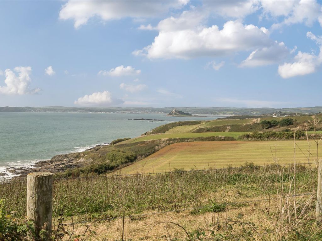 2 bed flat for sale in Rosudgeon, Penzance TR20, £410,000