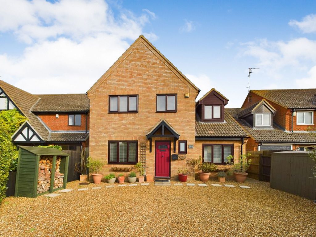 4 bed detached house for sale in Ugg Mere Court Road, Ramsey Heights, Cambridgeshire. PE26, £415,000