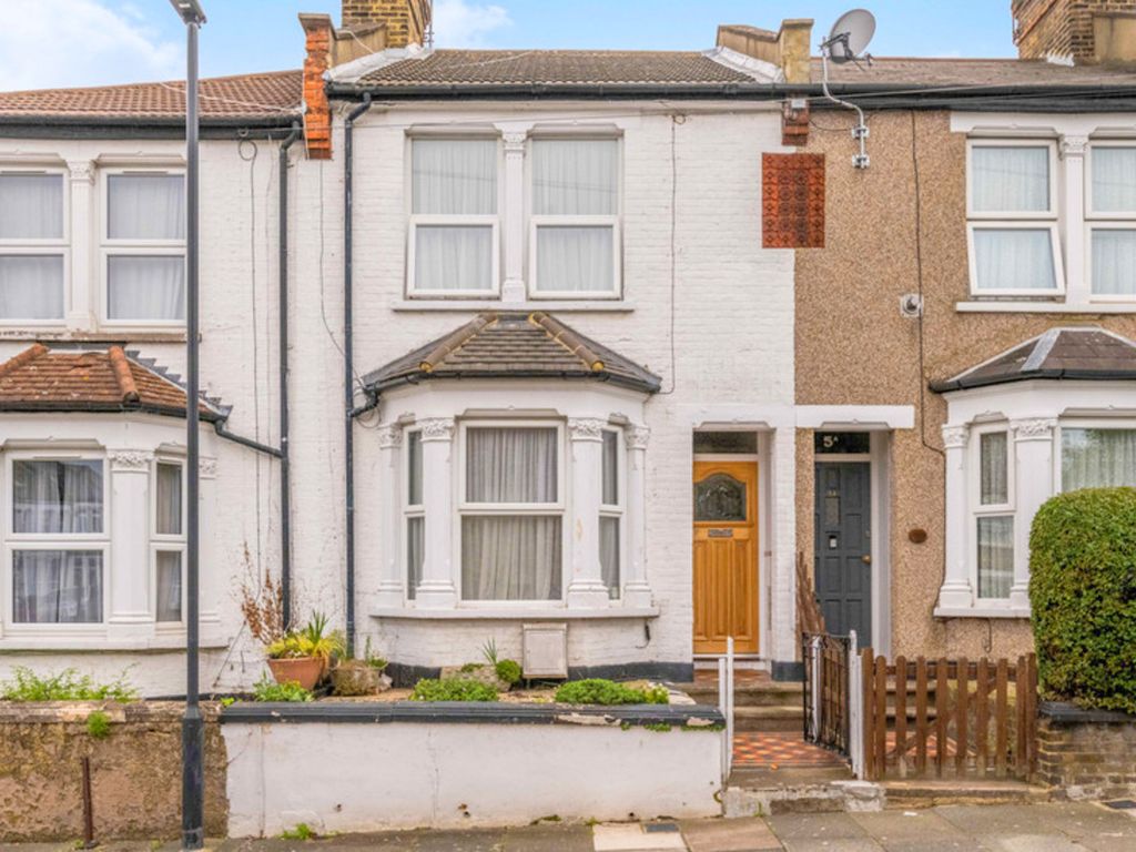 2 bed terraced house for sale in Chancelot Road, London SE2, £420,000