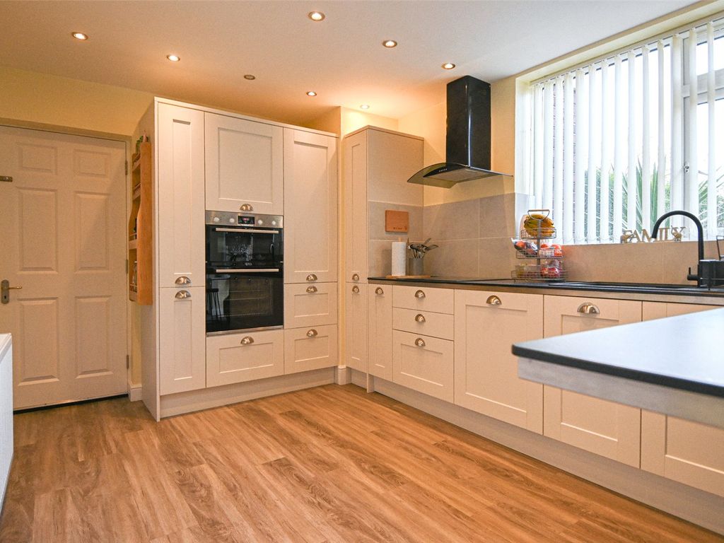 3 bed semi-detached house for sale in Pitcairn Road, Bearwood B67, £390,000