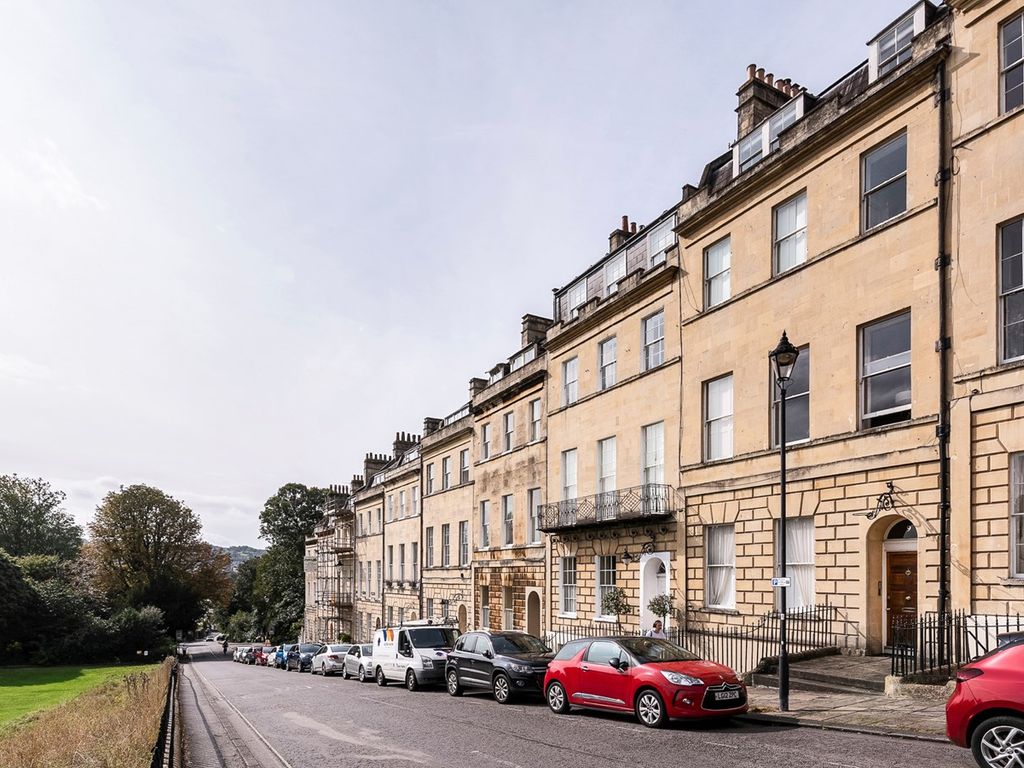 2 bed flat for sale in Marlborough Buildings, Bath BA1, £595,000