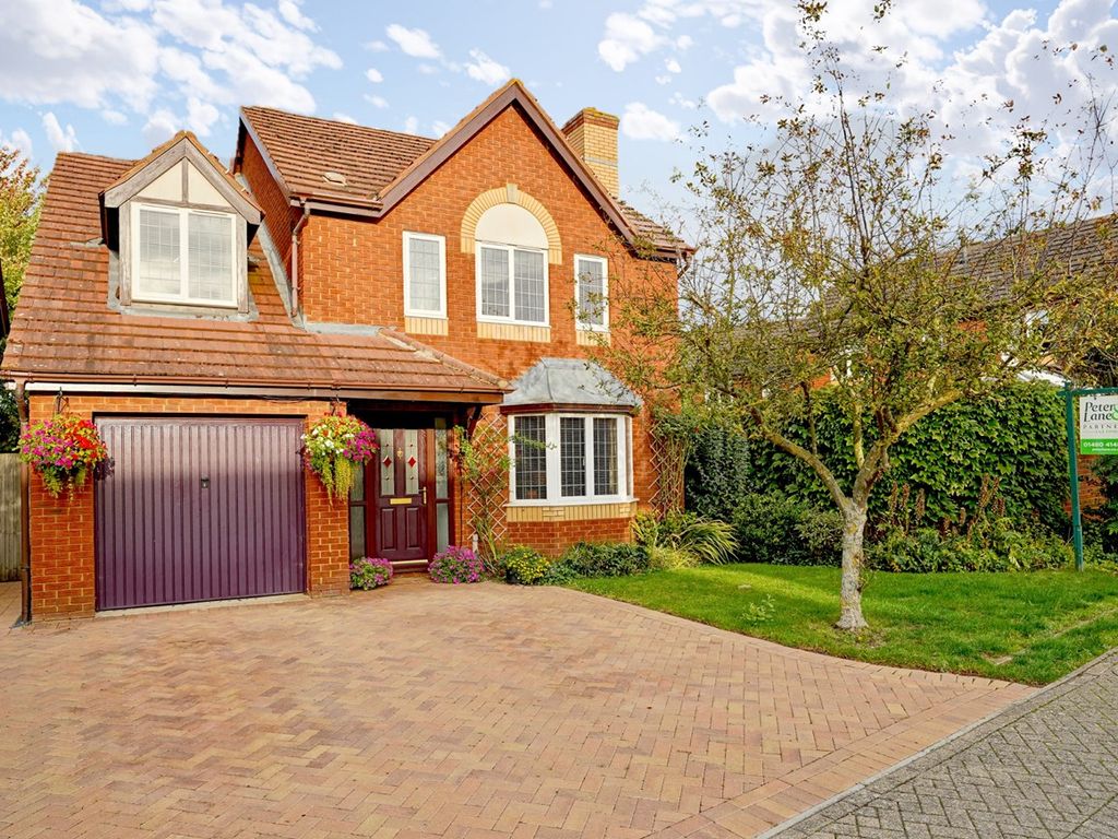 4 bed detached house for sale in Martin Close, Godmanchester, Huntingdon PE29, £449,000