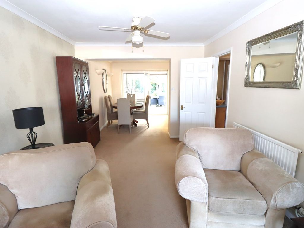 3 bed semi-detached house for sale in Giffard Drive, Farnborough GU14, £420,000