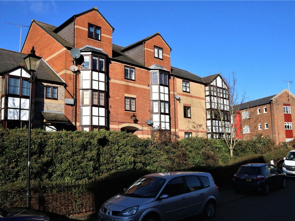 2 bed flat to rent in Rose Walk, Reading, Berkshire RG1, £1,550 pcm