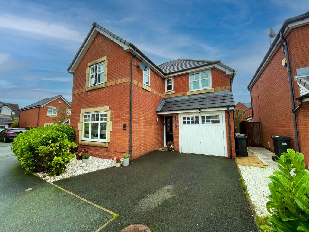 4 bed detached house for sale in Coppice Close, Chew Moor, Bolton, Lancashire BL6, £400,000