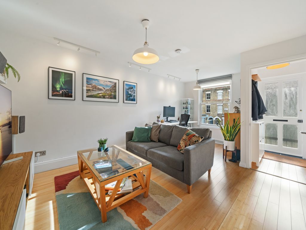 1 bed flat for sale in Lenton Terrace, Fonthill Road, London N4, £375,000