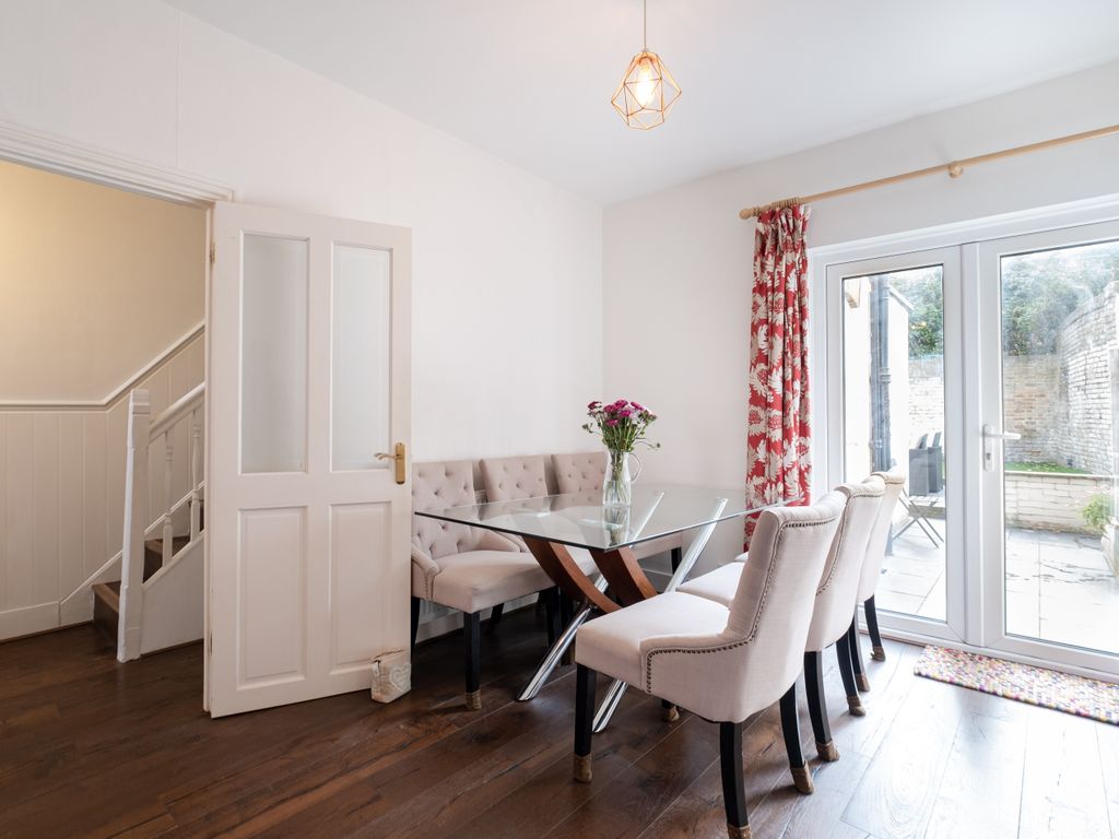 2 bed detached house for sale in Verran Road, London SW12, £850,000