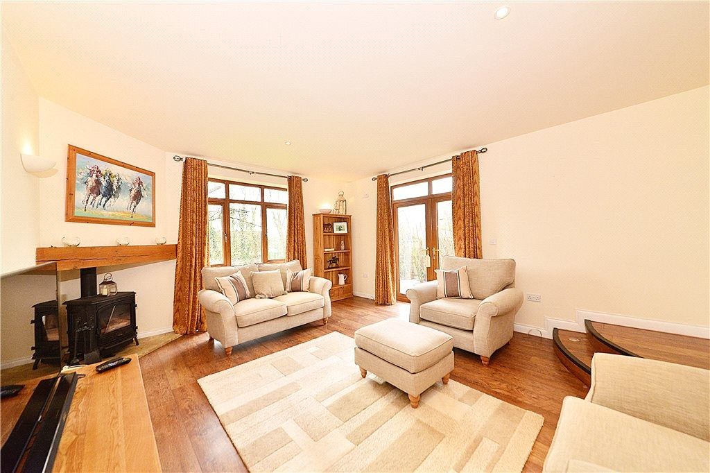 4 bed detached house for sale in Whitbourne, Worcester WR6, £500,000