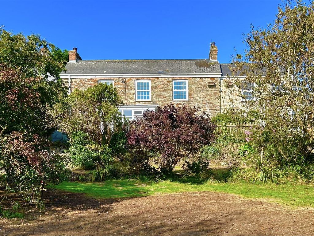 5 bed property for sale in Chapel Hill, Bolingey, Perranporth TR6, £795,000