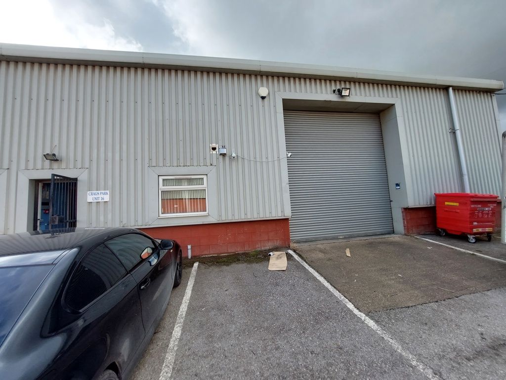 Light industrial to let in Unit 16, Crags Industrial Estate, Creswell, Derbyshire S80, £16,750 pa
