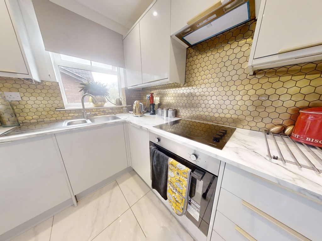 2 bed flat for sale in Tolworth Gardens, Blakenhall, Wolverhampton WV2, £120,000