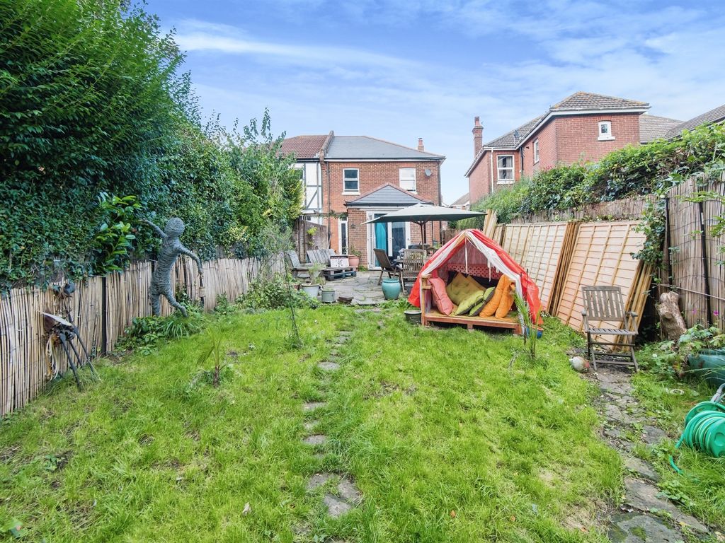 3 bed semi-detached house for sale in Radstock Road, Southampton SO19, £360,000